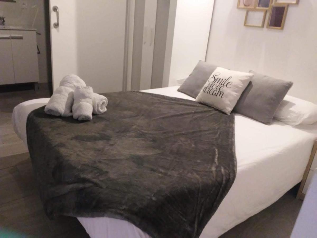 Cozy Rooms Valencia Luaran gambar